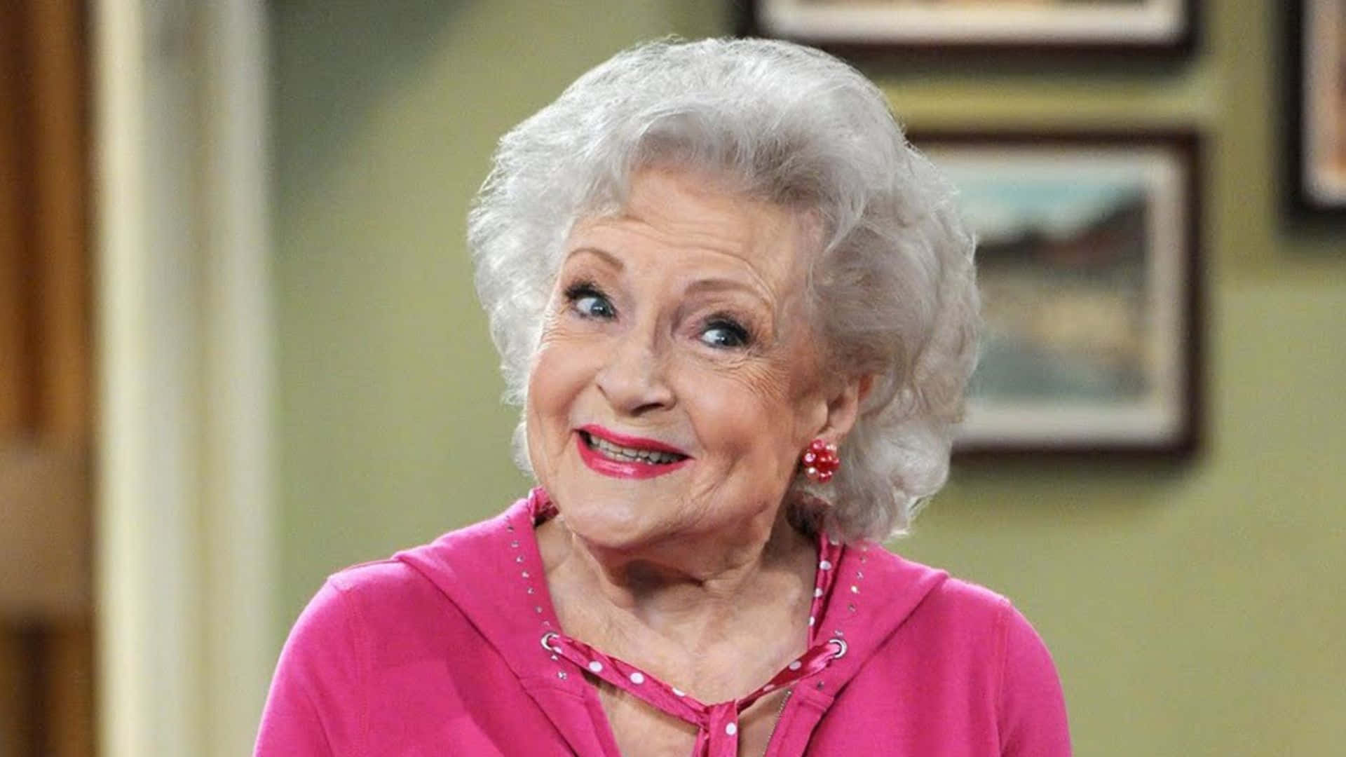 Betty White Background Wallpaper