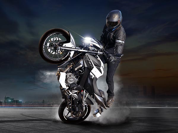 Bajaj Pulsar 200ns Launched With Bs Iv Engine Priced