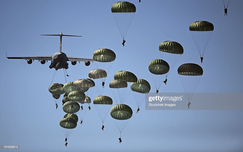 World S Best Paratrooper Stock Pictures Photos And Image