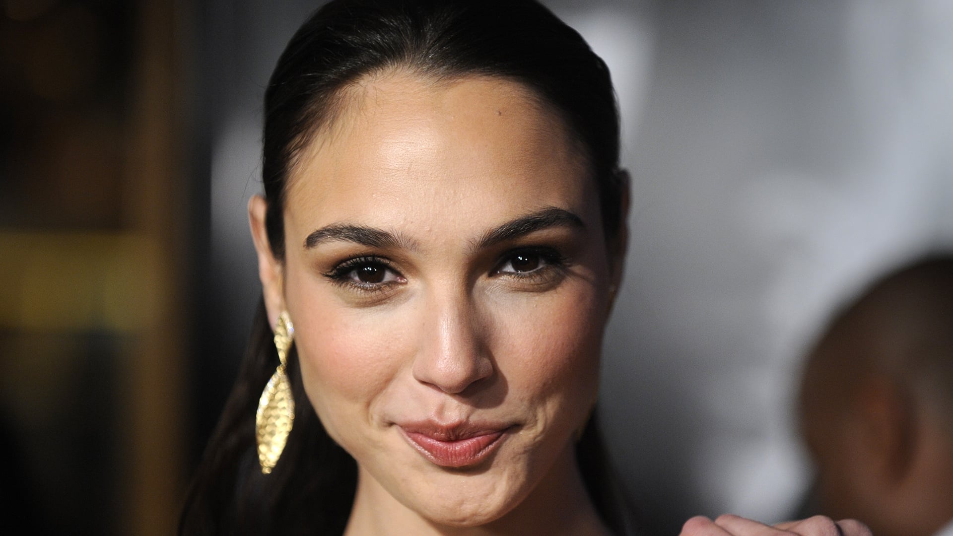 Gal Gadot HD Wallpapers and 4K Backgrounds  Wallpapers Den