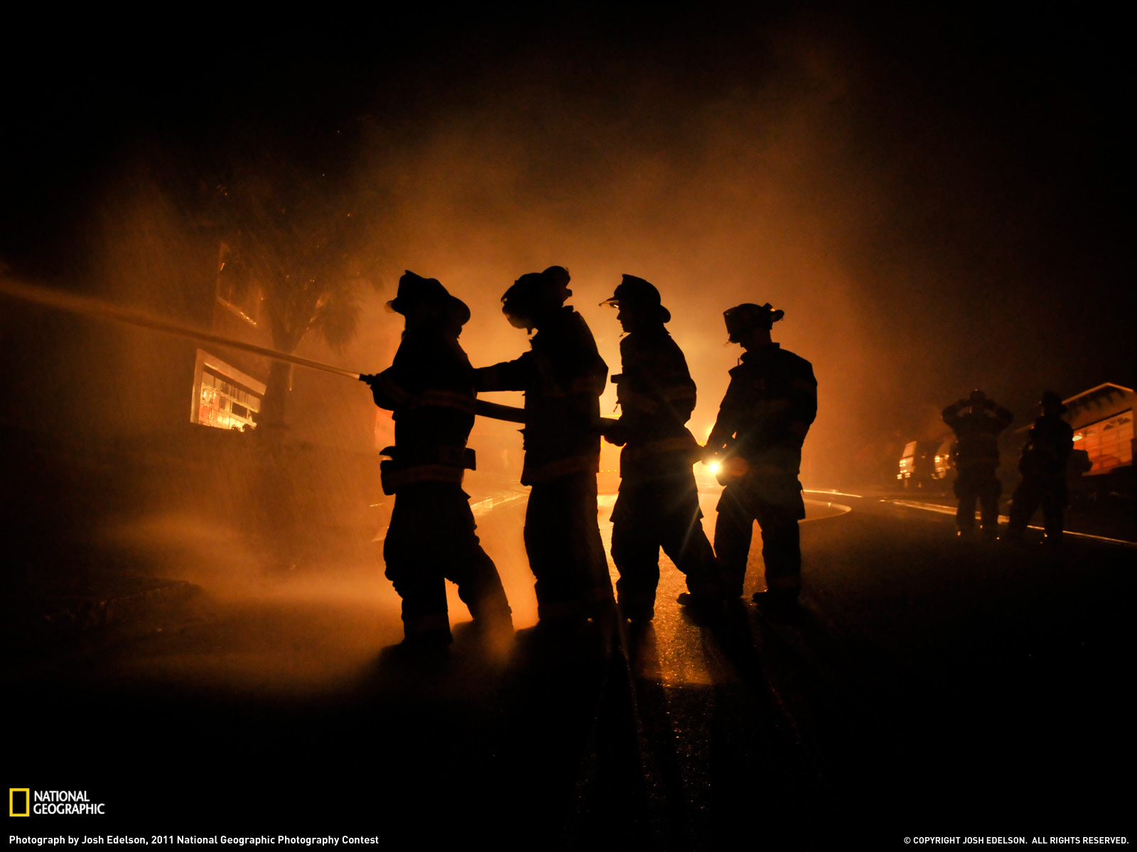 Man Firefighter Wallpaper