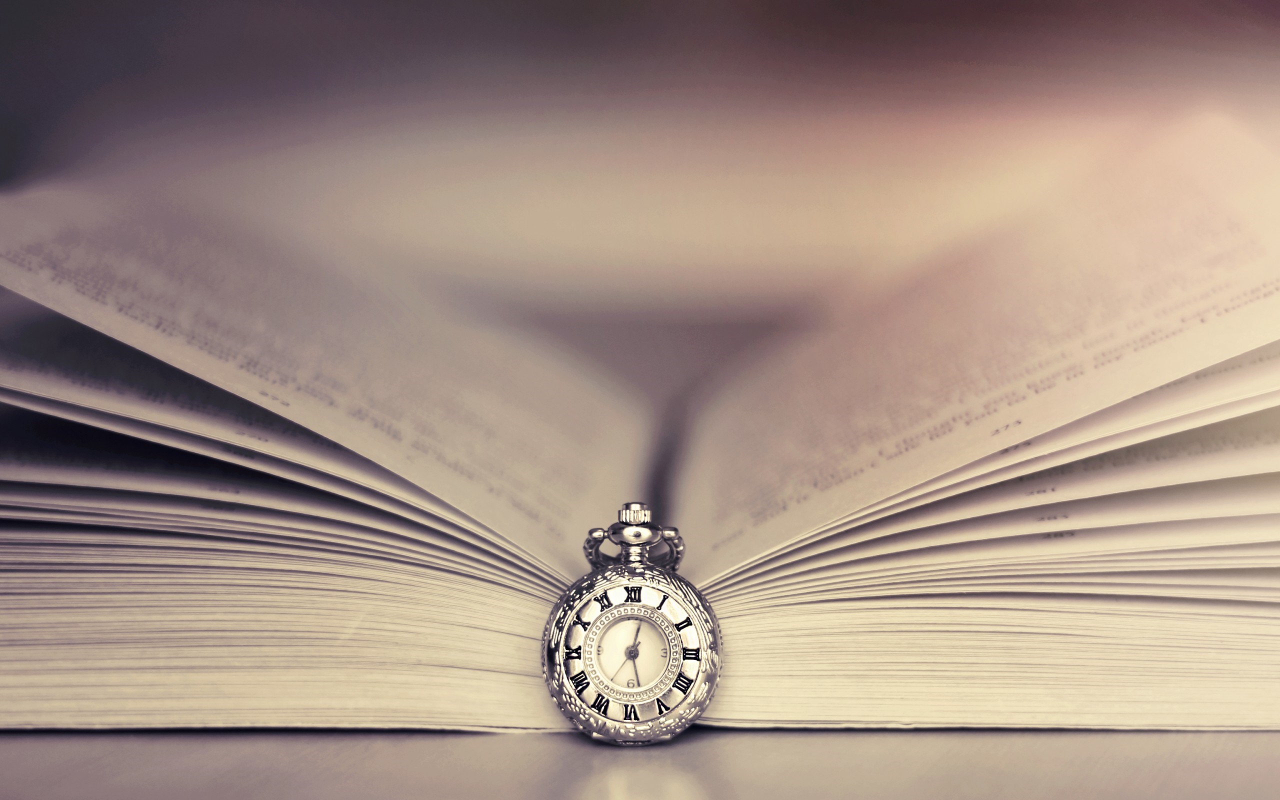 Clock Wallpaper HD Collection