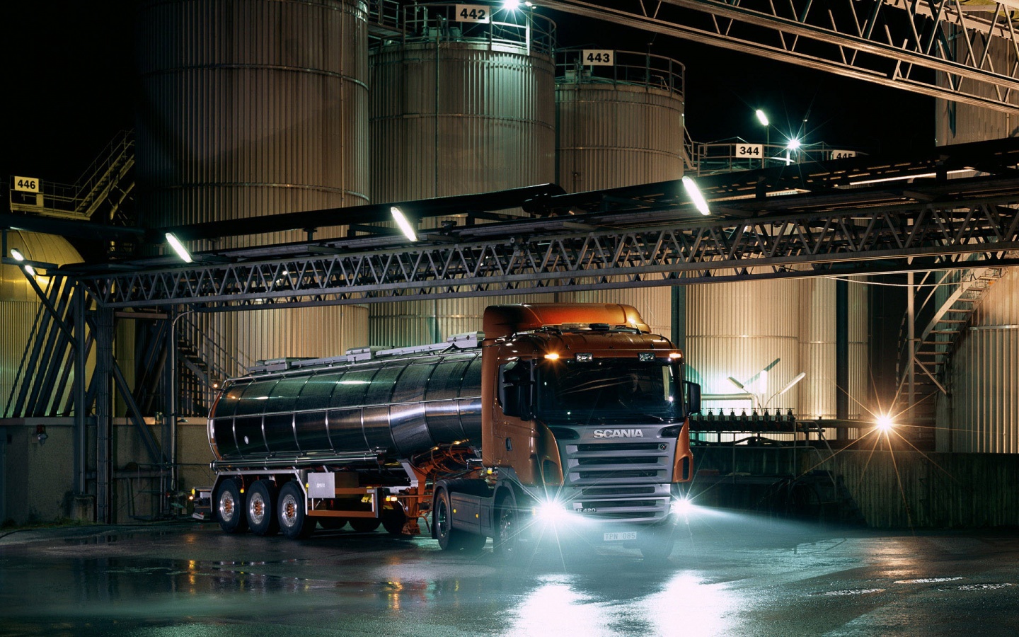 Scania Truck By Night HD Wallpaper Widescreen Car Tuning