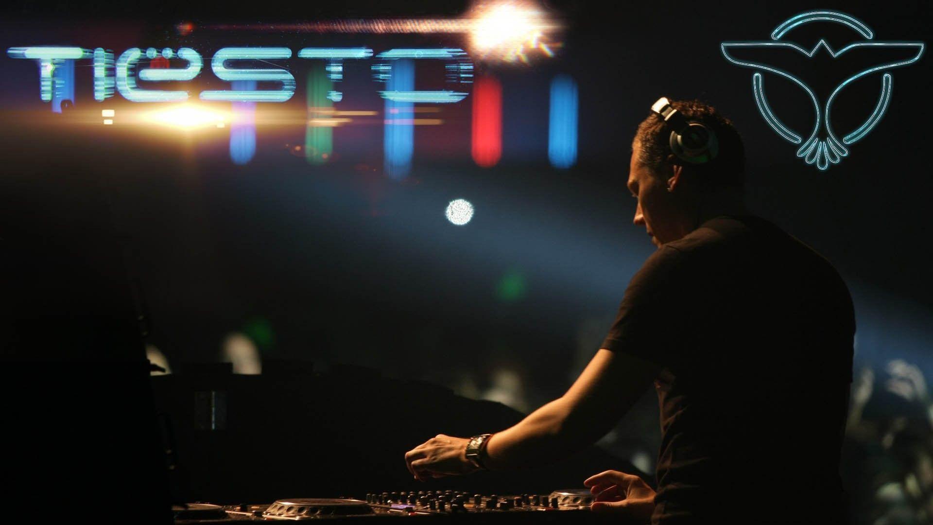 DJ Tiesto Wallpapers 2015