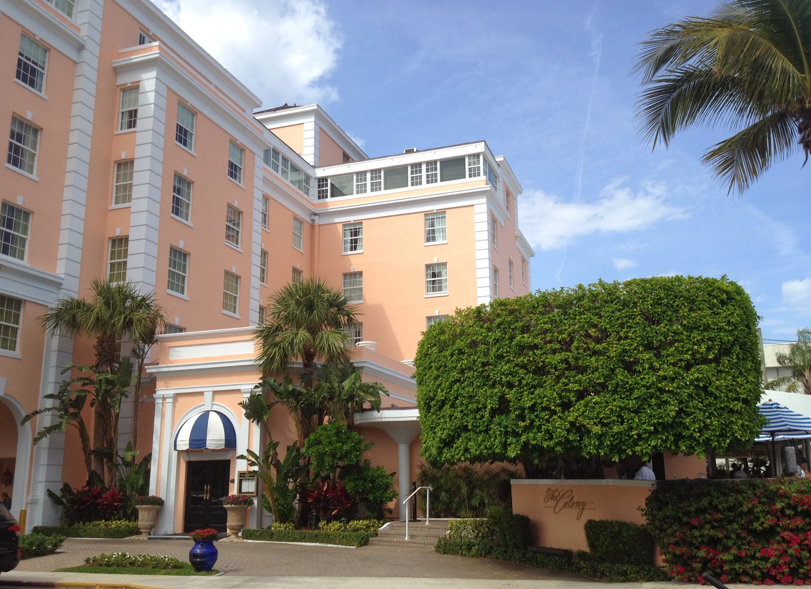 Carleton Varney Rejuvenates The Colony Hotel In Palm Beach