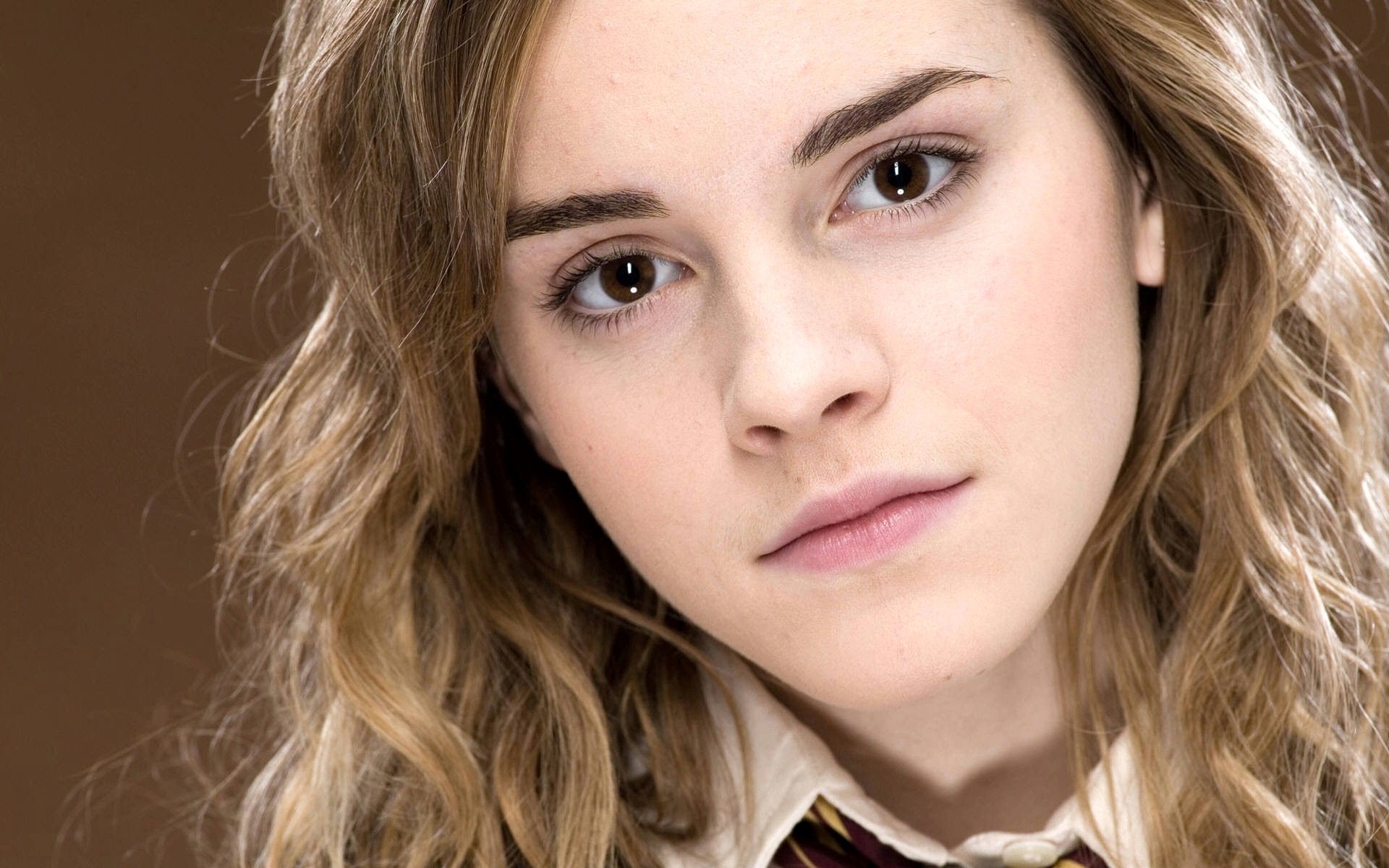 Face Of Emma Watson English Actress HD Photo Famous Wallpaper