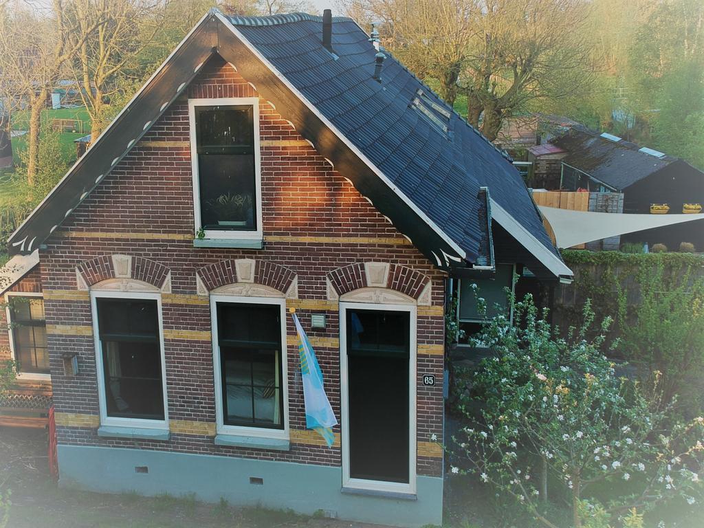 B Tulden Farmhouse Giethoorn Herlands Booking