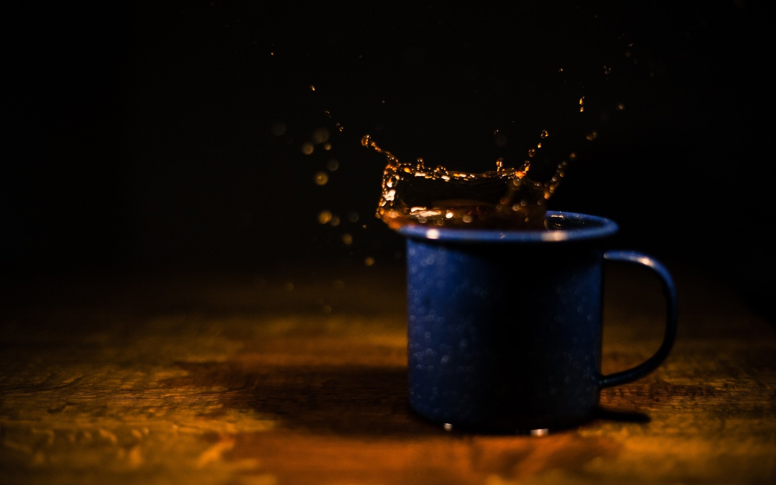 Coffee Cup Splash HD Wallpaper