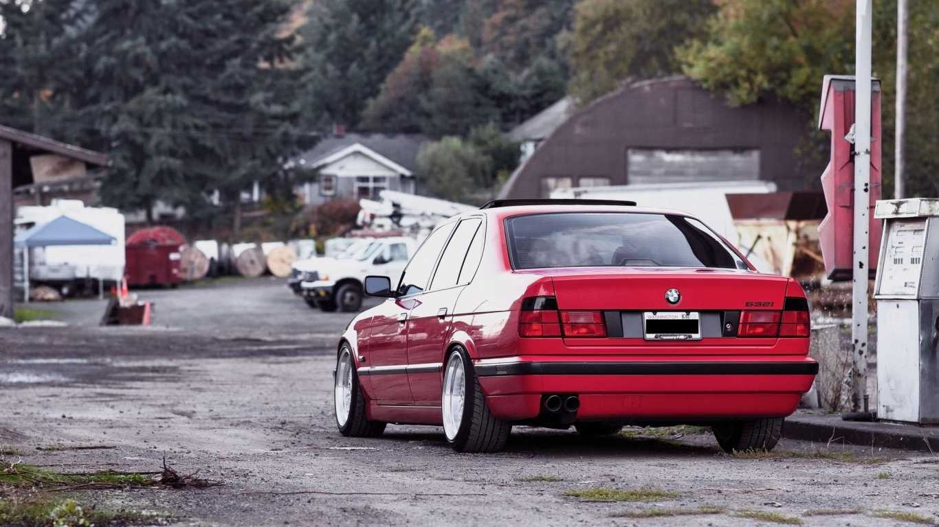 Wallpaper Bmw E34 532i Tuning Red