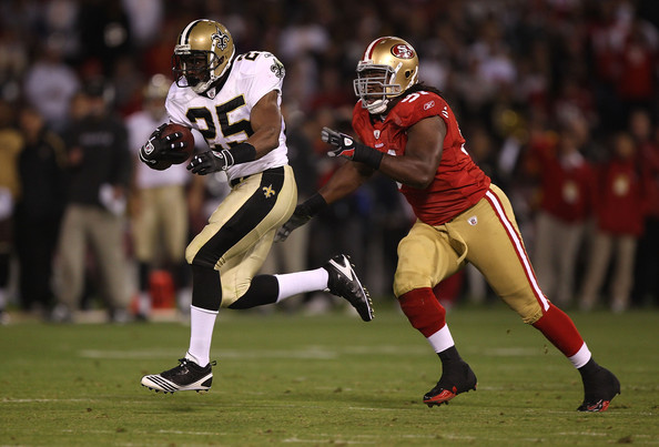 49ers In This Photo Reggie Bush Ray Mcdonald Of The New