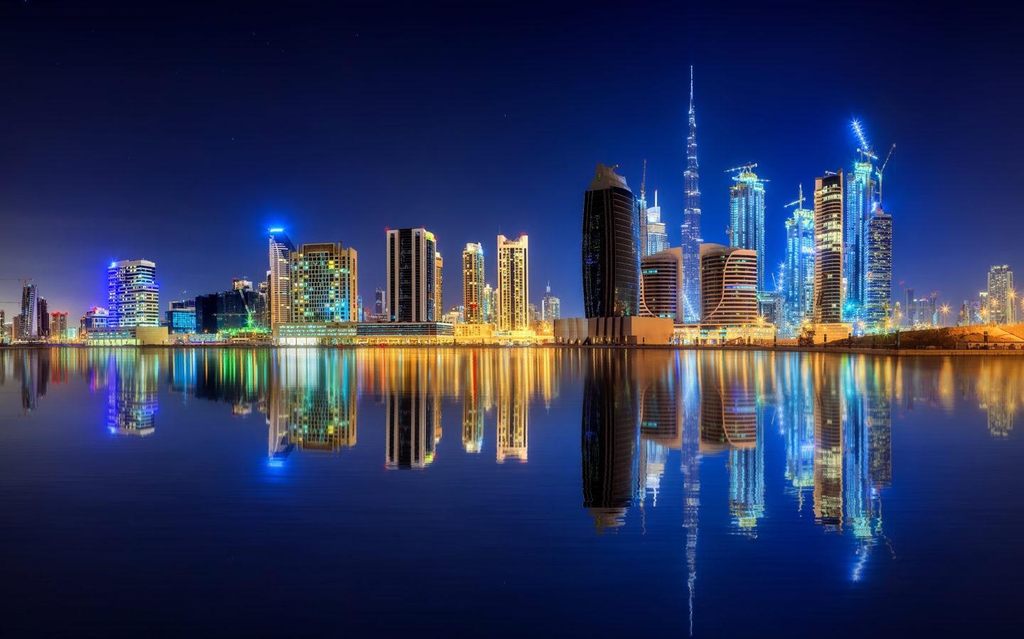Dubai United Arab Emirates Persian Gulf Reflection In Water 4k