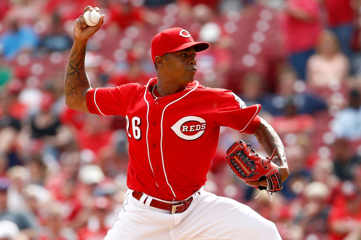 Twins Interested In Reds Closer Raisel Iglesias Twinkie Town