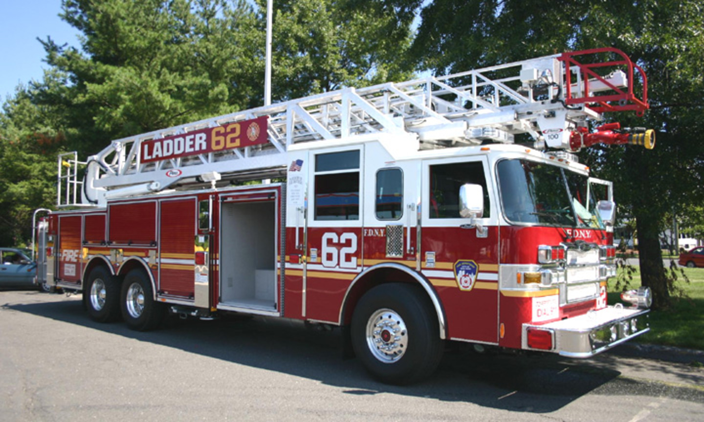 Pierce Ladder Truck Fire Engines Photos Fdny A