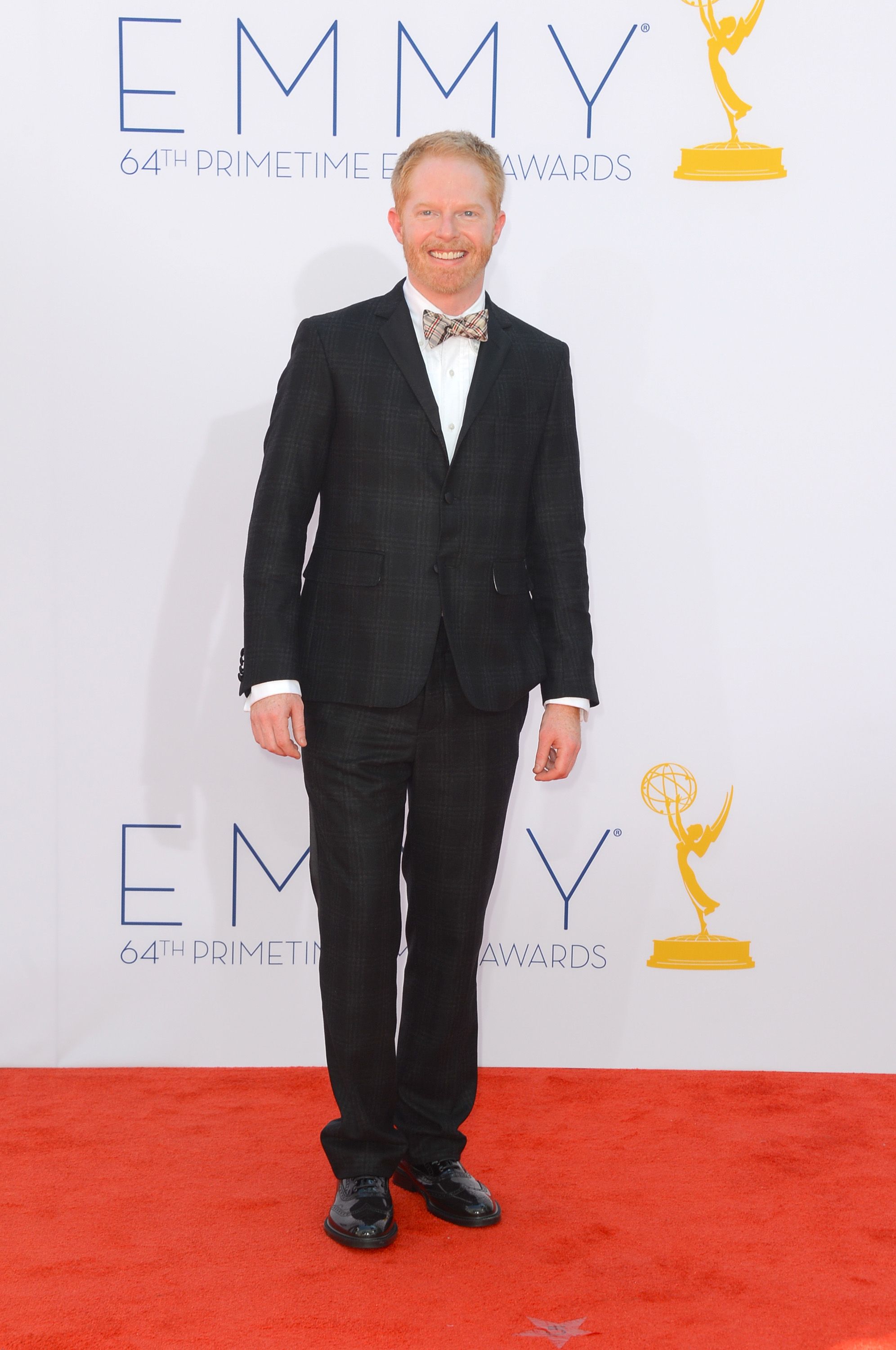 Actor Jesse Tyler Ferguson Arrives At The 64th Annual Primetime Wallpaper