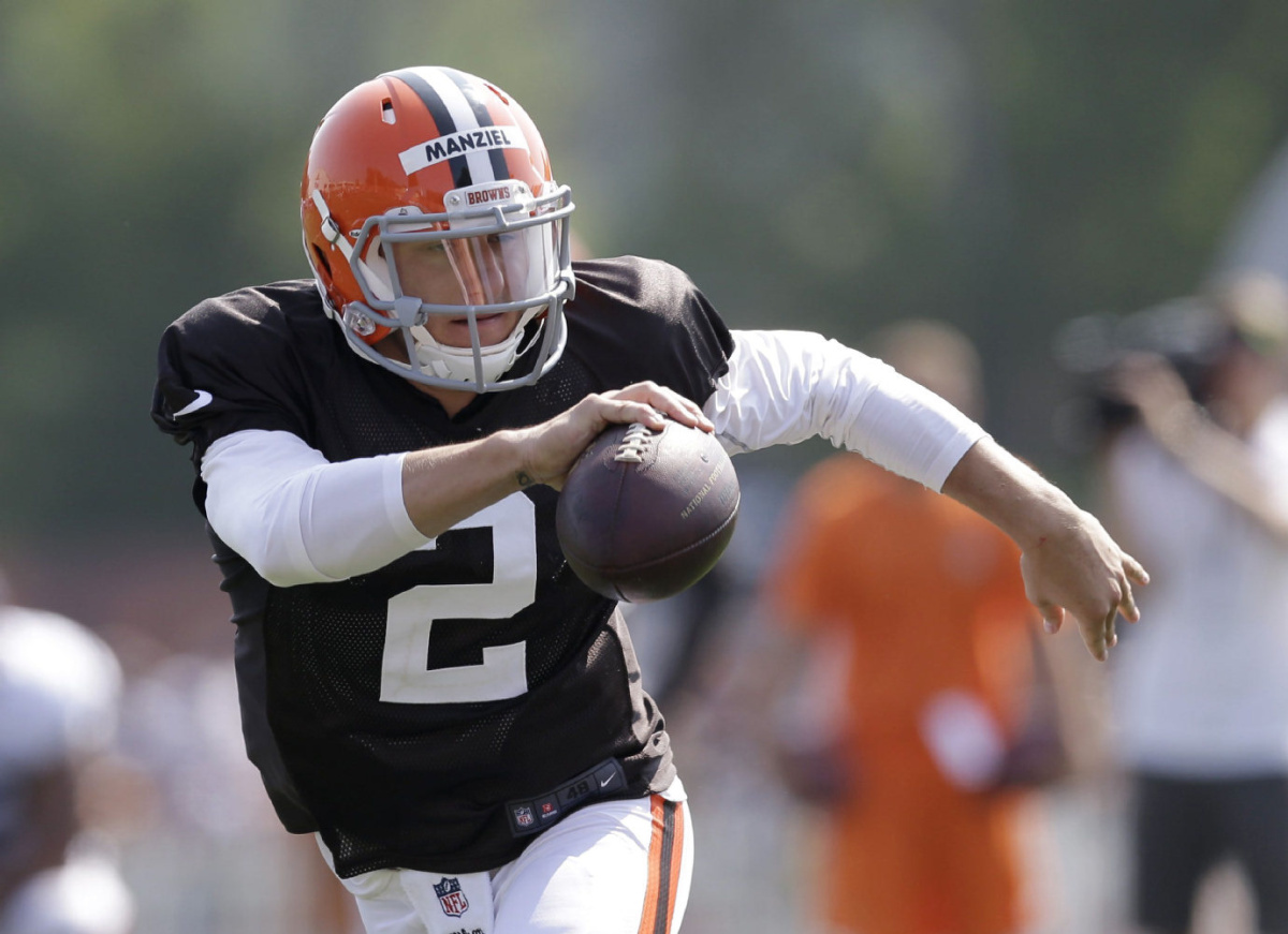 Johnny Manziel Works Out With Browns Starters Toronto Star