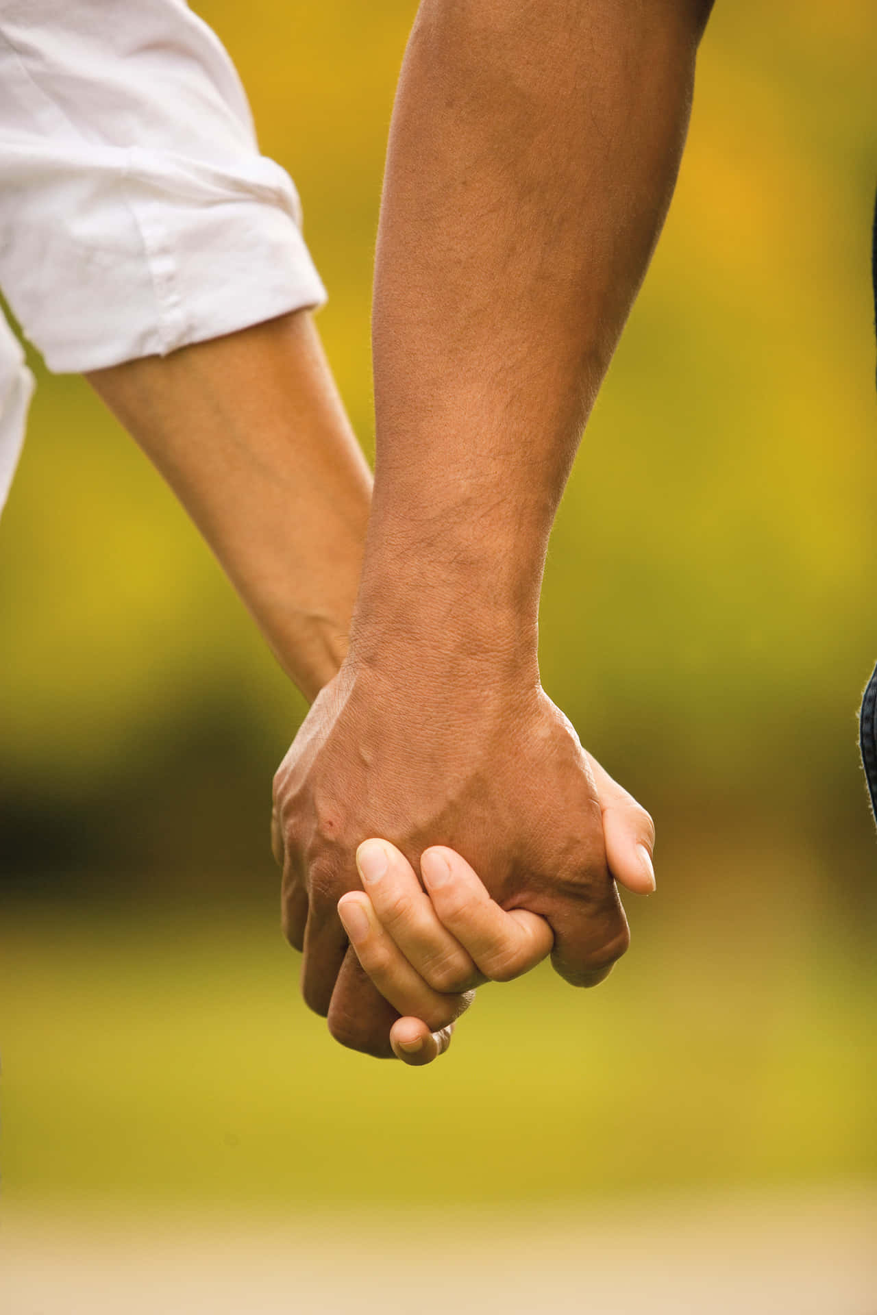 Holding Hands Picture Wallpaper