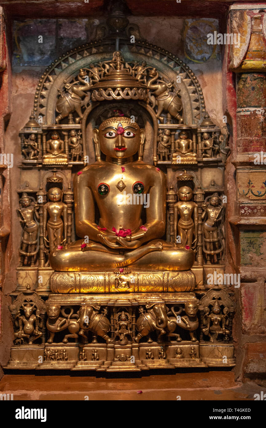 Free download Golden Jain God in Chandraprabhu Jain Temple jaisalmer  Rajasthan [866x1390] for your Desktop, Mobile & Tablet | Explore 18+ Jain  God Wallpapers | Sikh God Wallpaper, God Wallpaper, Wallpapers Of God
