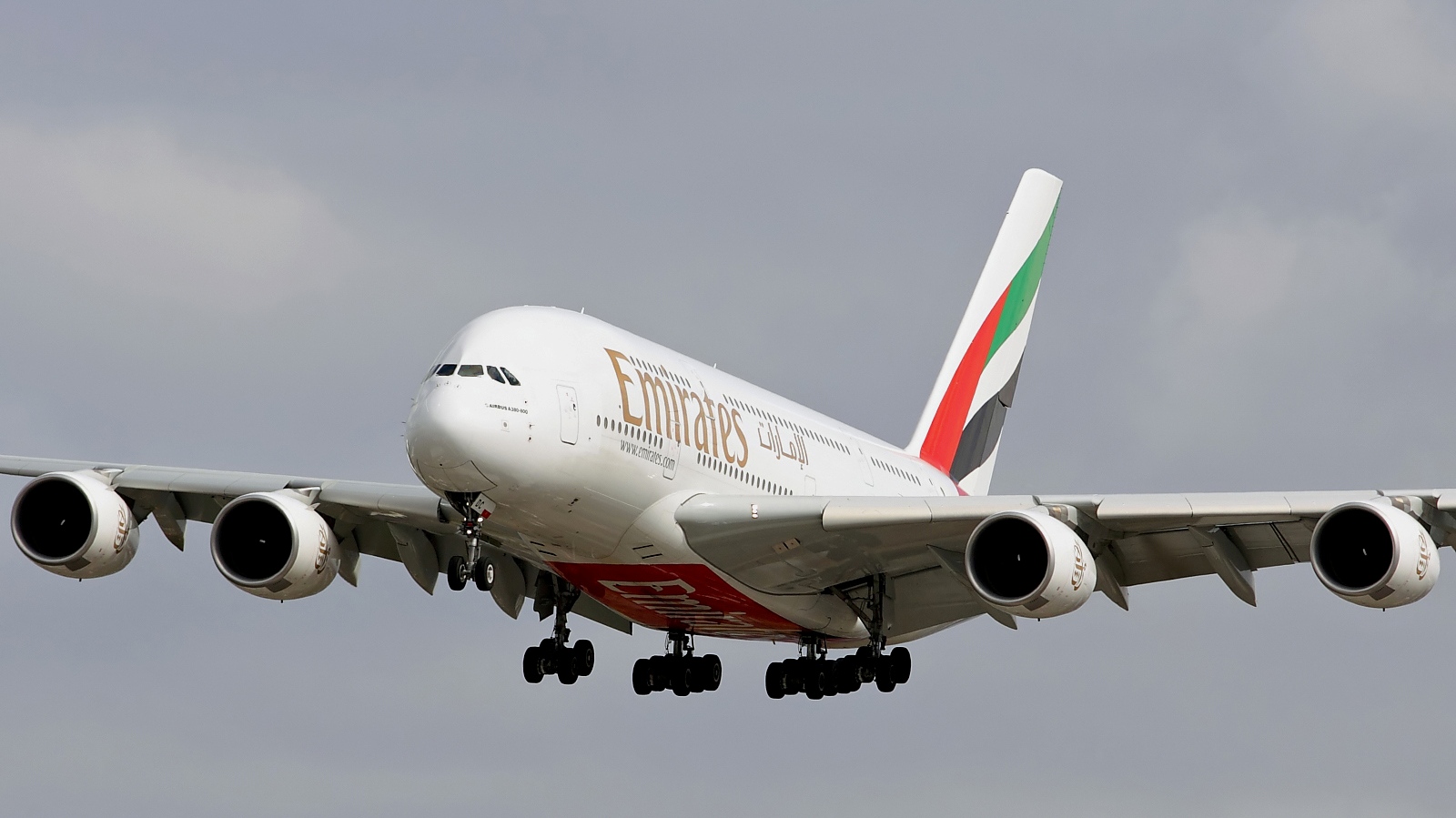 A380 Emirates Take Off Airbus Wallpaper