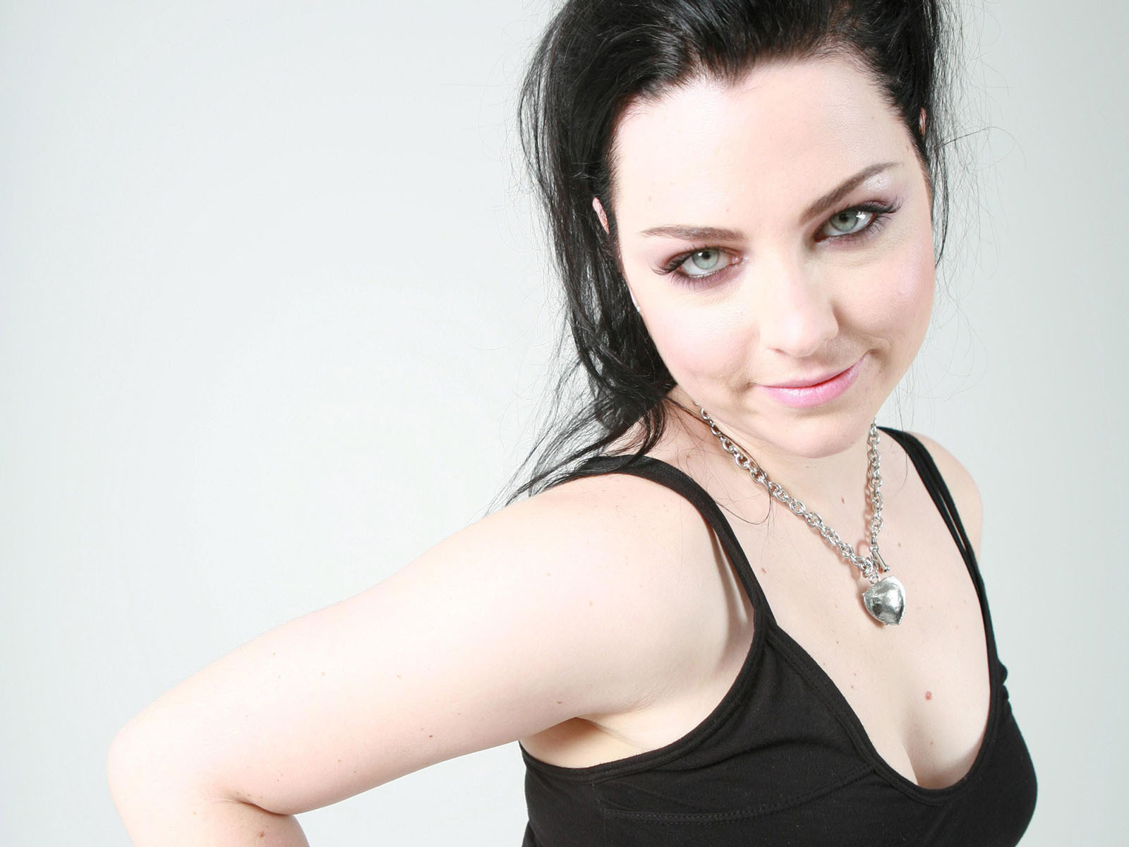 1600x1200 Evanescence images Amy Lee HD wallpaper and background photos 239...