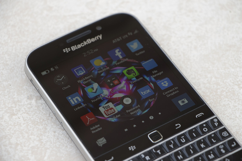 Confirm They Will Sell The Blackberry Classic Crackberry