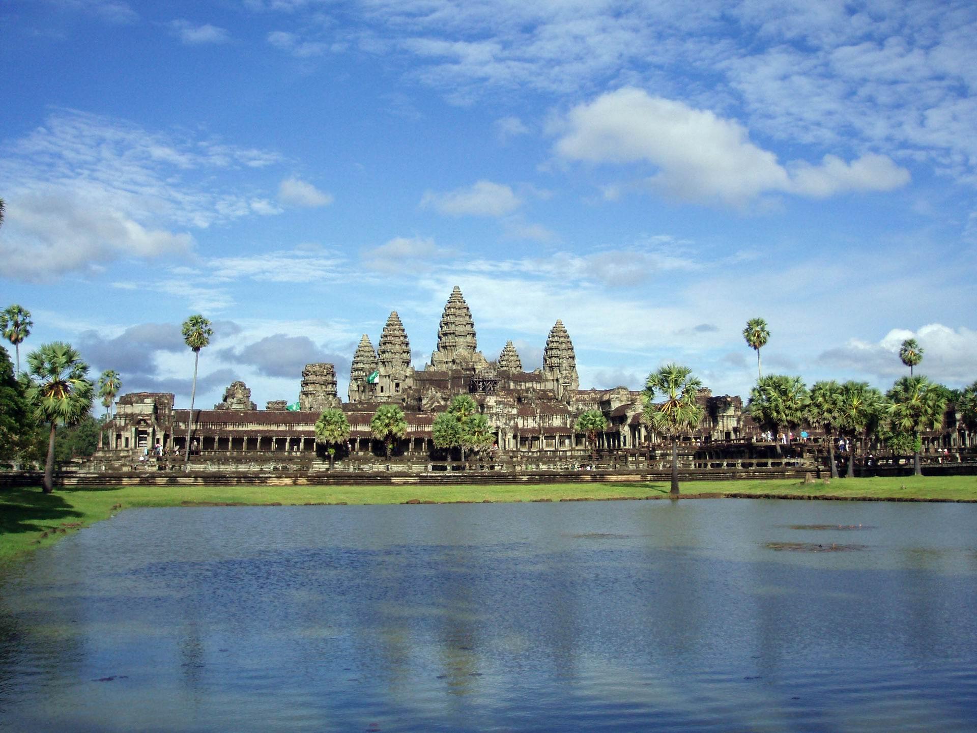 Download Angkor Wat Hd Wallpaper By Hboyd Angkor Wat Wallpaper Angkor Wat Wallpaper