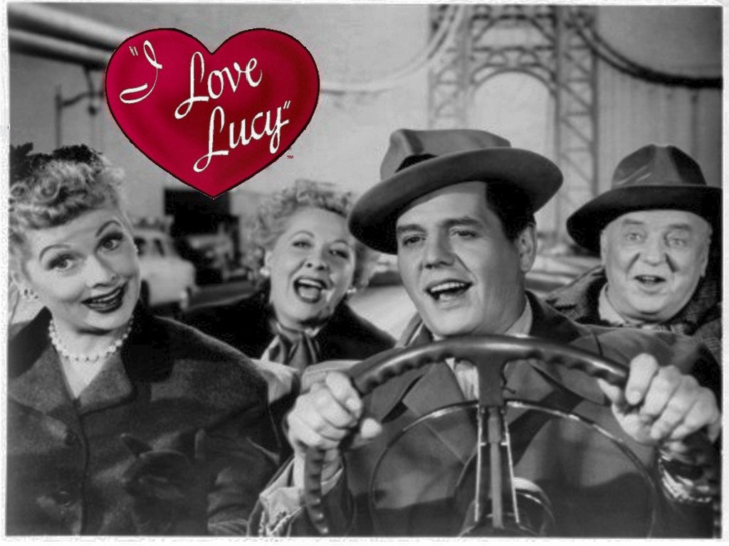 Love Lucy Wallpaper Just Good Vibe