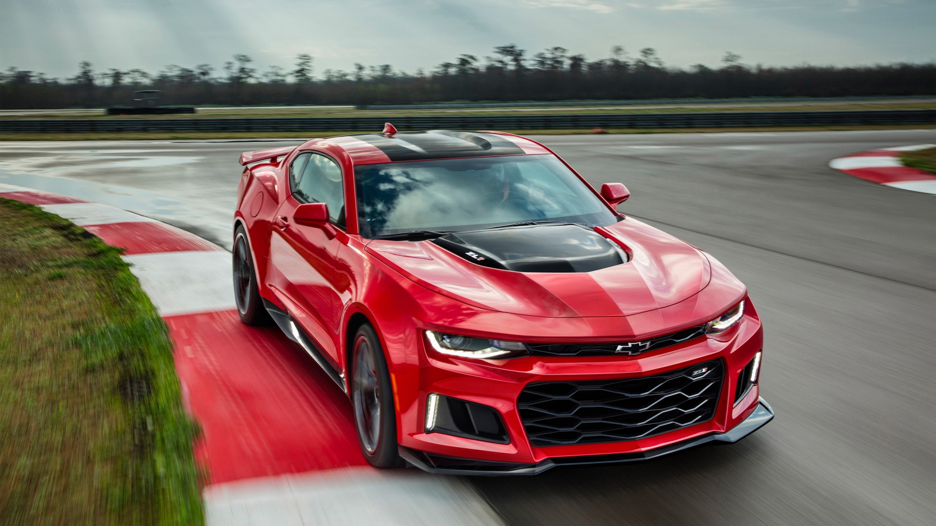 Chevrolet Camaro ZL1 Wallpaper HD Car Wallpapers