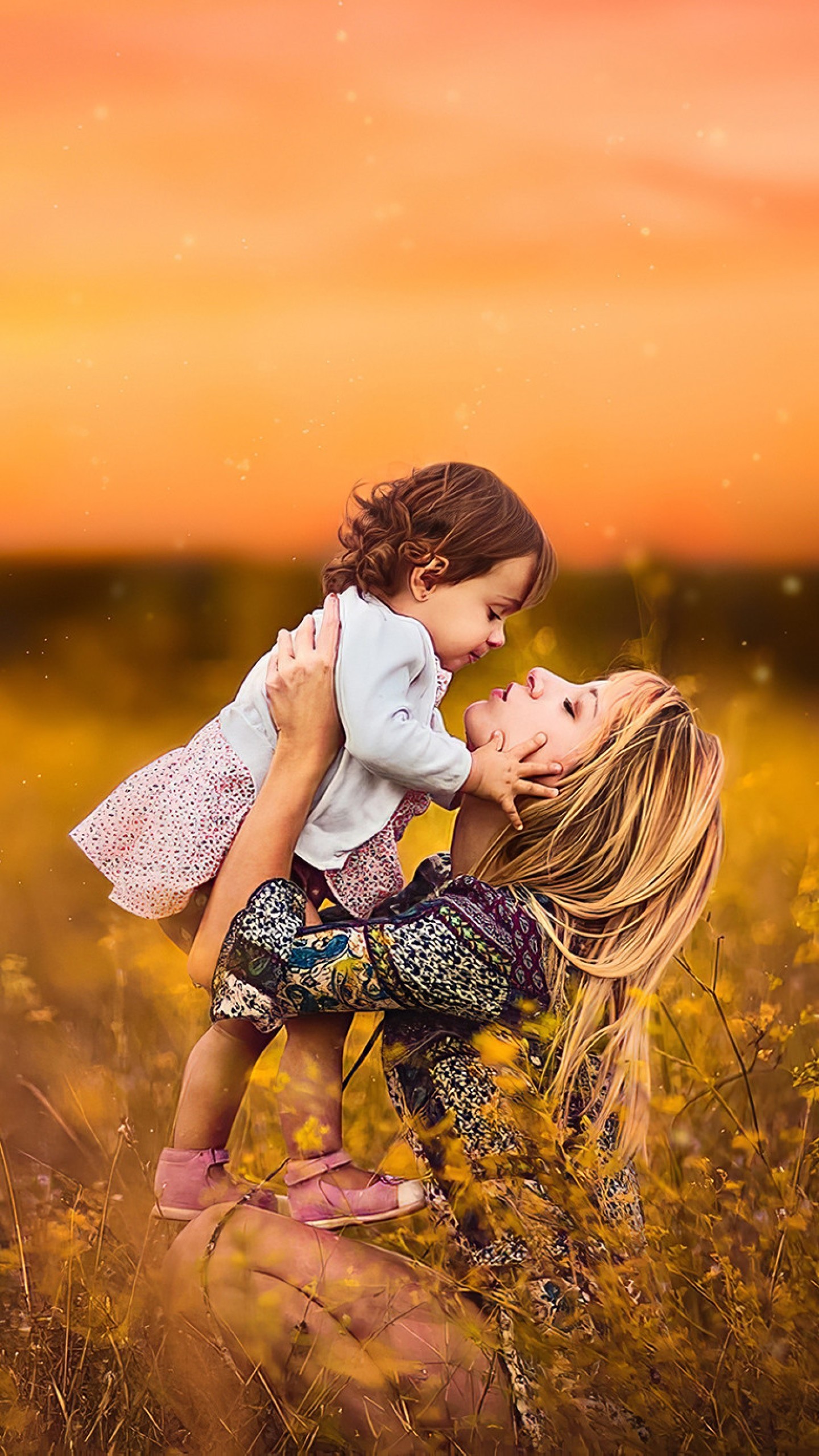 Mother And Baby 4k Wallpaper Off