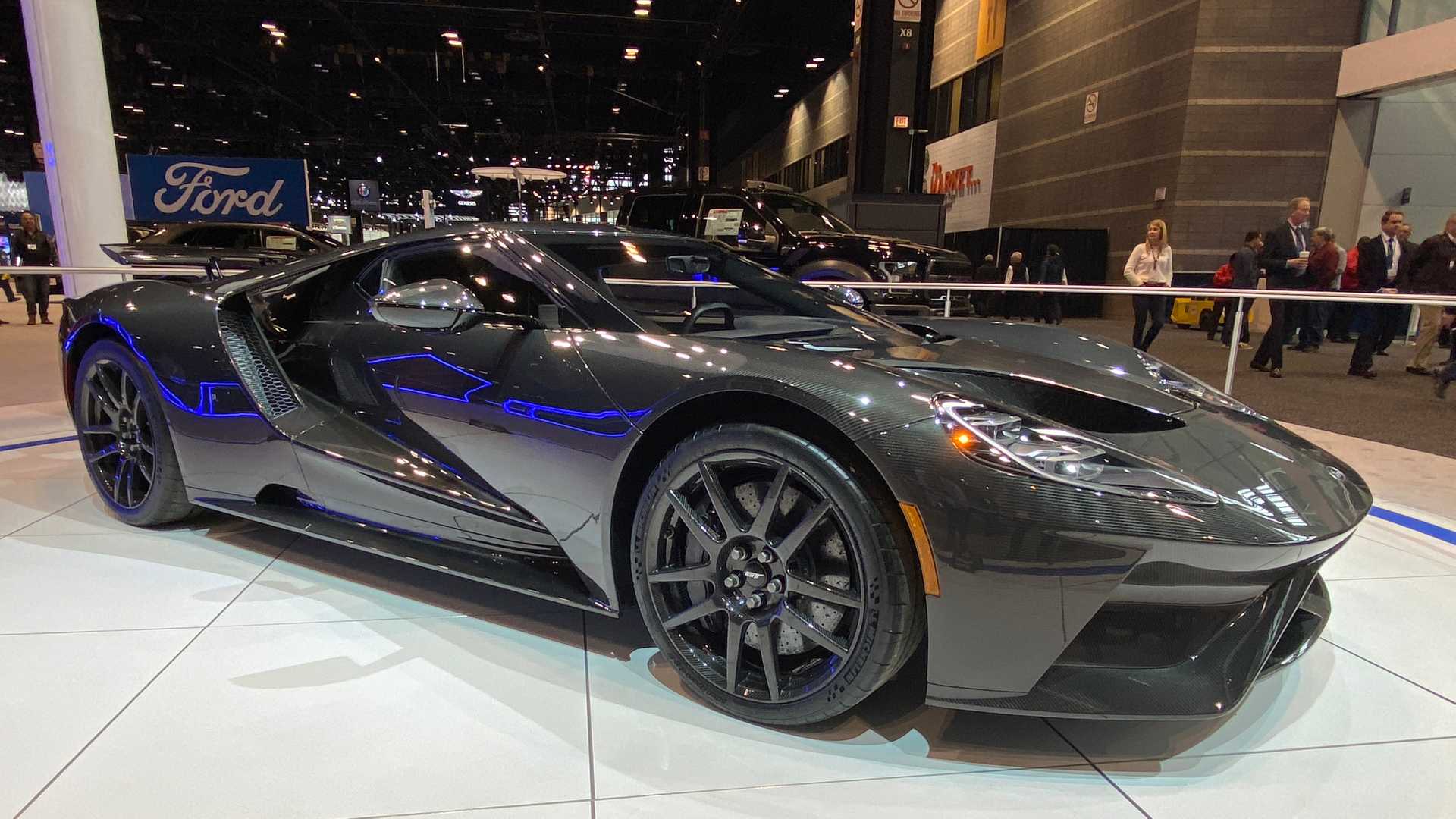 Ford Gt Adds Hp Drops Jaws With Stunning Liquid Carbon Edition