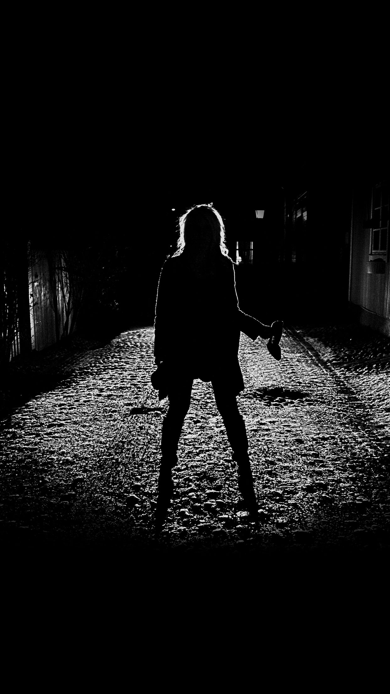 Dark Alley Girl Silhuette Android Wallpaper