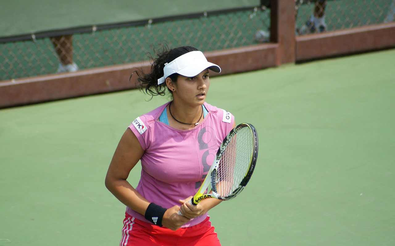 Tennis Star Sania Mirza HD Wallpaper Image