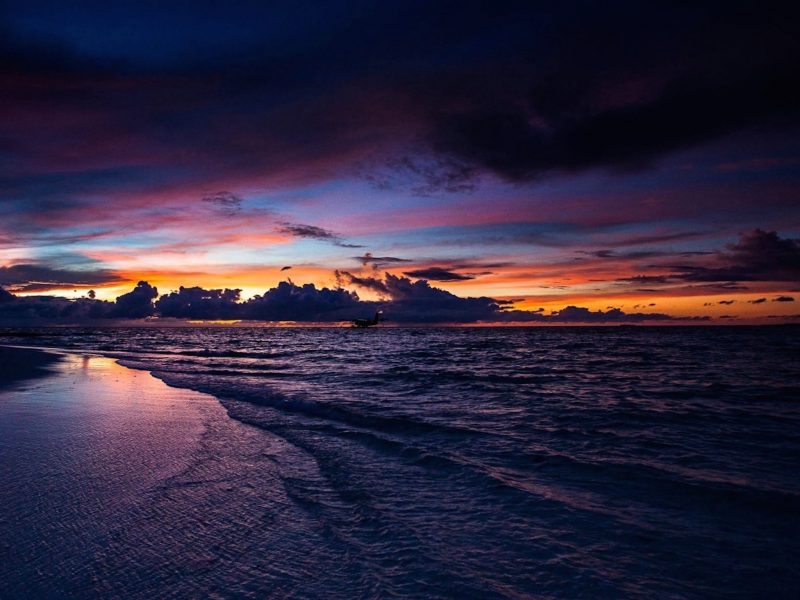 Maldives Sunset Wallpaper HD Background