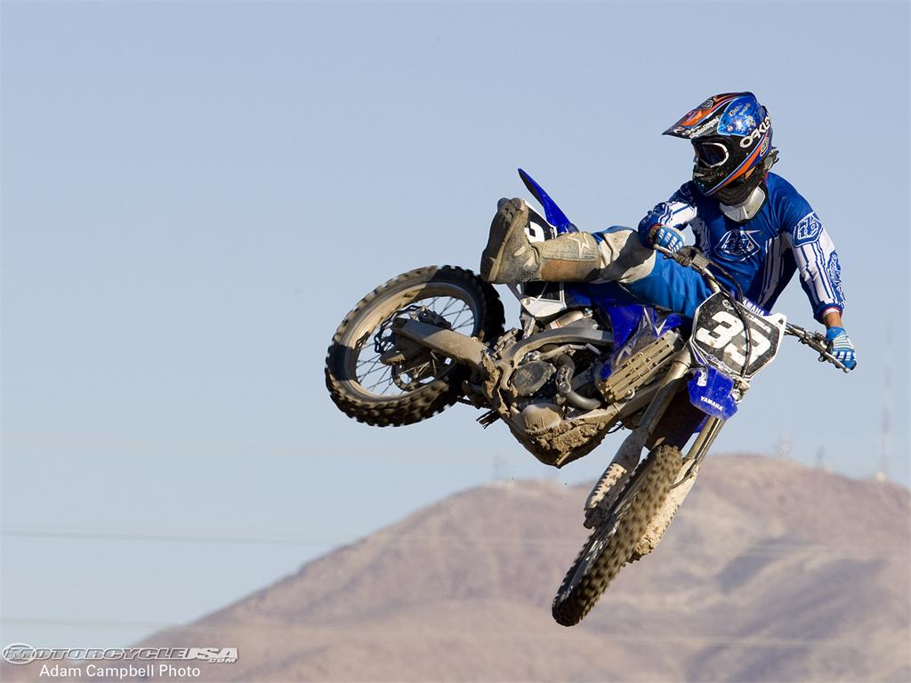 47 Yamaha Dirt Bike Wallpaper On Wallpapersafari