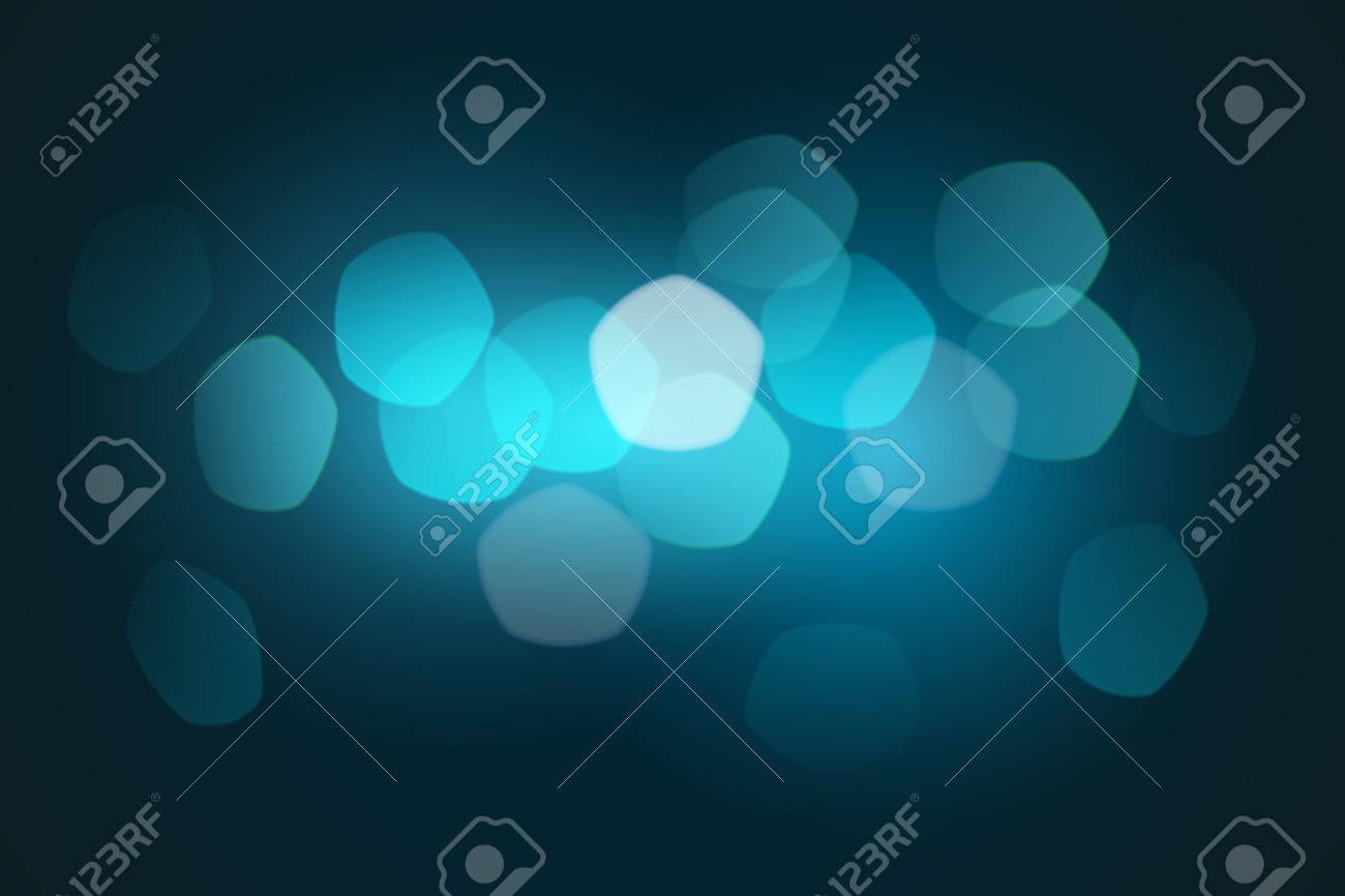 Realistically Drawn Bokeh Considering Lens Distortion Background