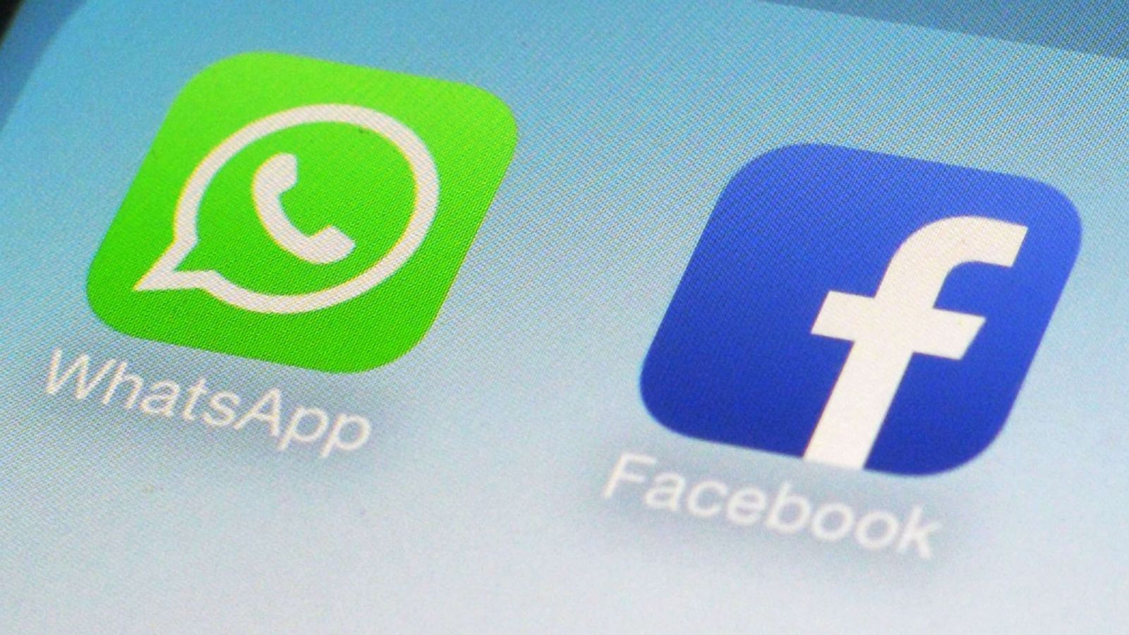 S Plan To Integrate Whatsapp Instagram Messaging Raises
