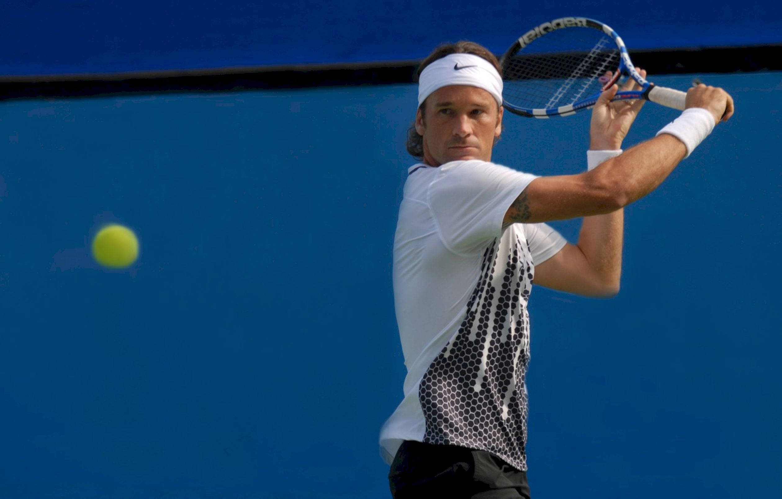 Carlos Moya To Hit Ball Wallpaper