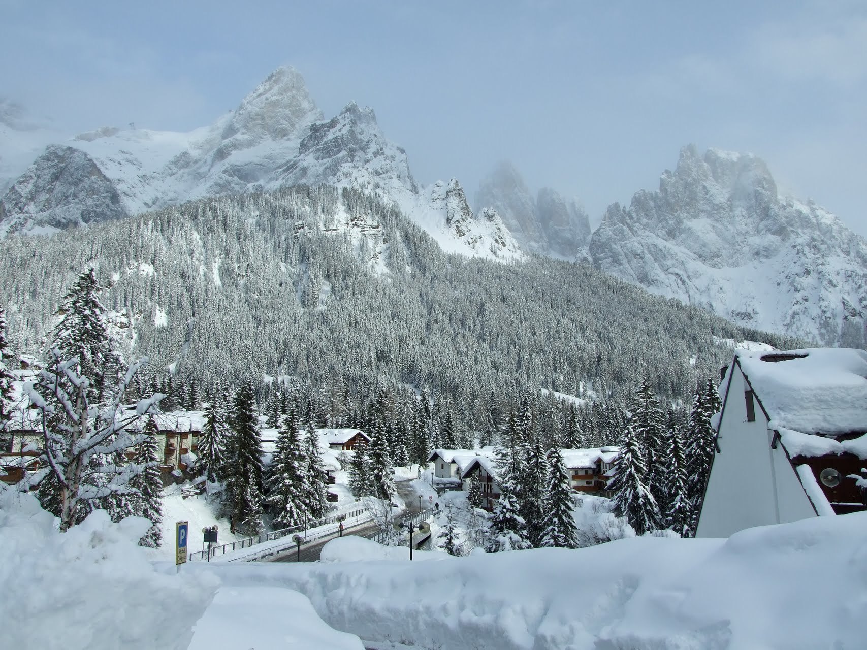 Ski resort of Val di Fassa Italy wallpapers and images   wallpapers