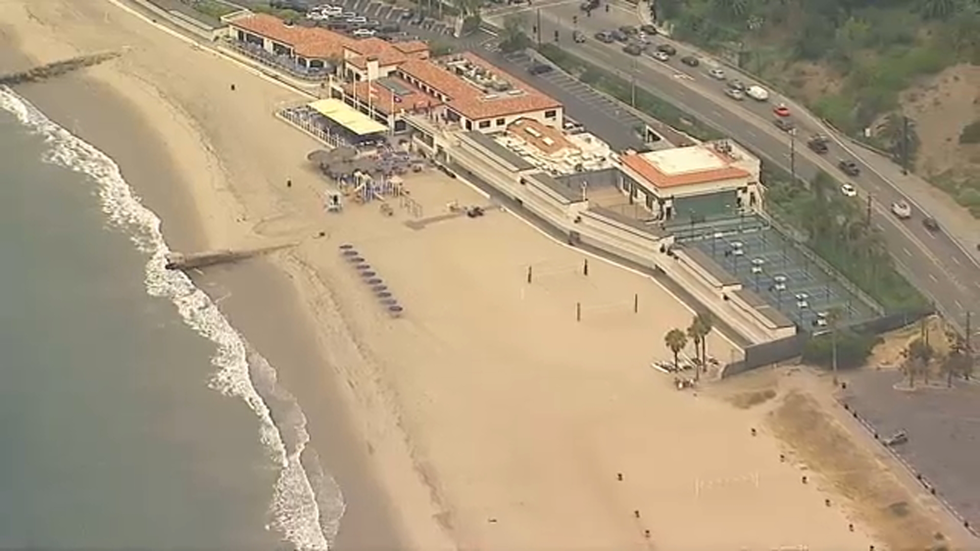 Lightning Prompts Temporary Closure Of L A County Beaches Abc7