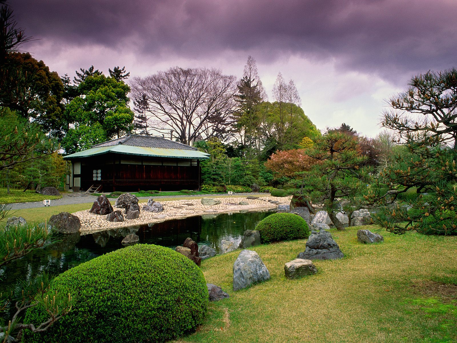 Japanese Garden HD Wallpaper