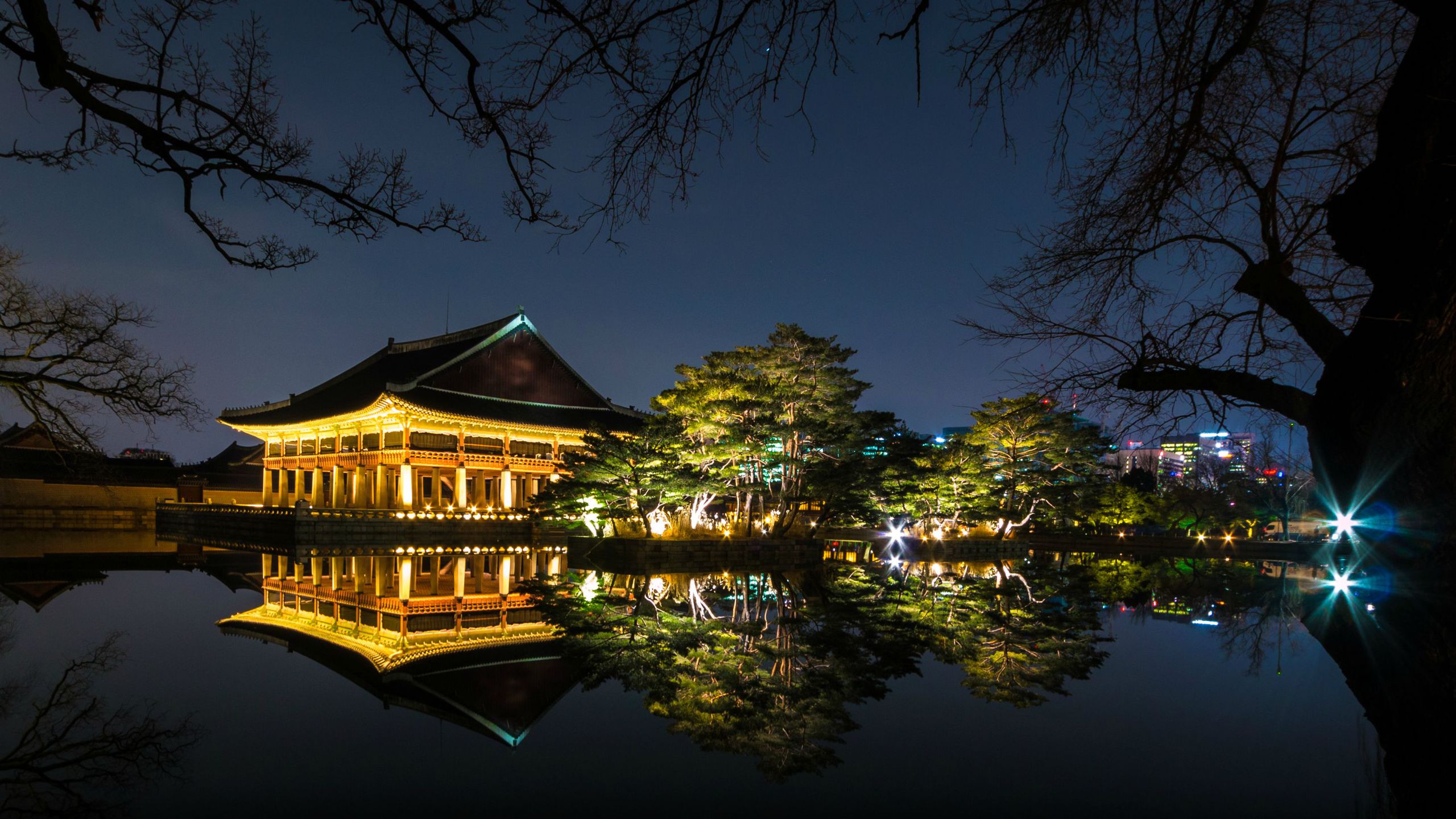 Botpost Gyeongbuk Palace Reflection Seoul Particularly