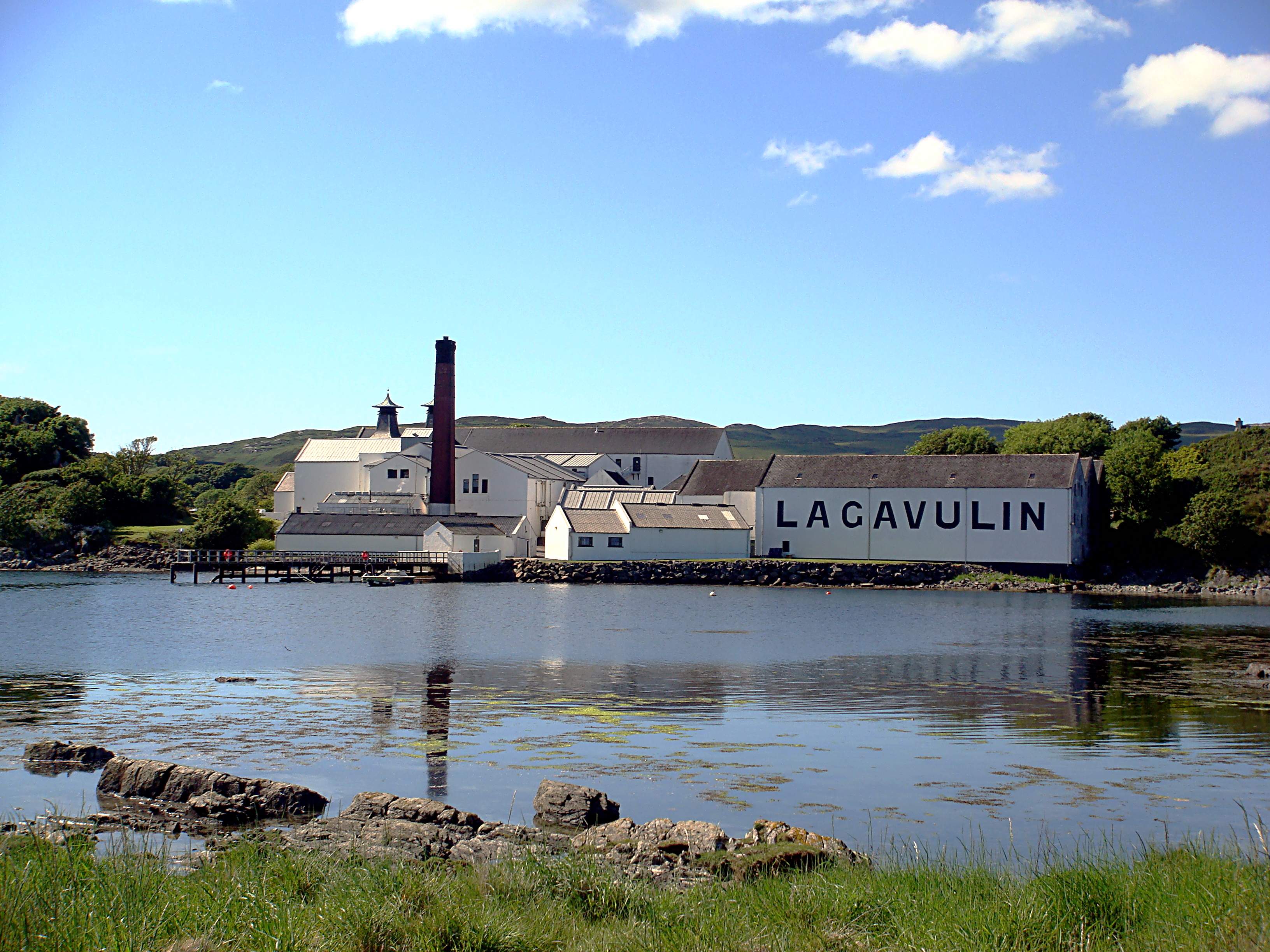 File Lagavulin Whiskybrennerei Islay Schottland Jpg
