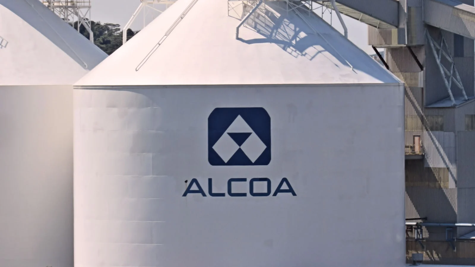 Cascadia Weekly Alcoa Announces Curtailment Of Ferndale Operations