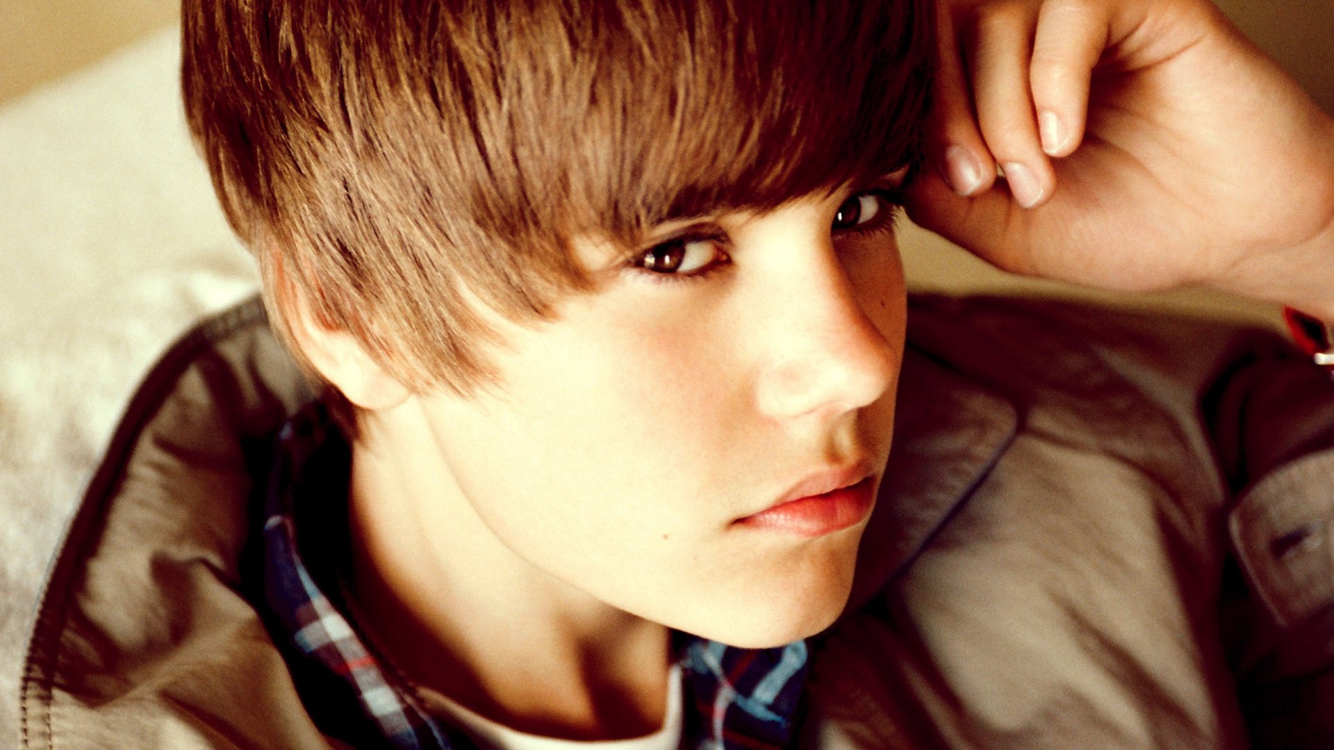 Cool Justin Bieber HD Wallpaper