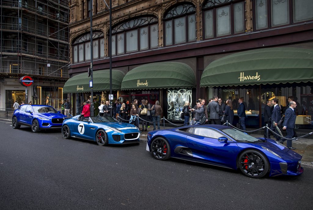 Wallpaper Handmade With Jaguar And C X17 Concept Car Make London
