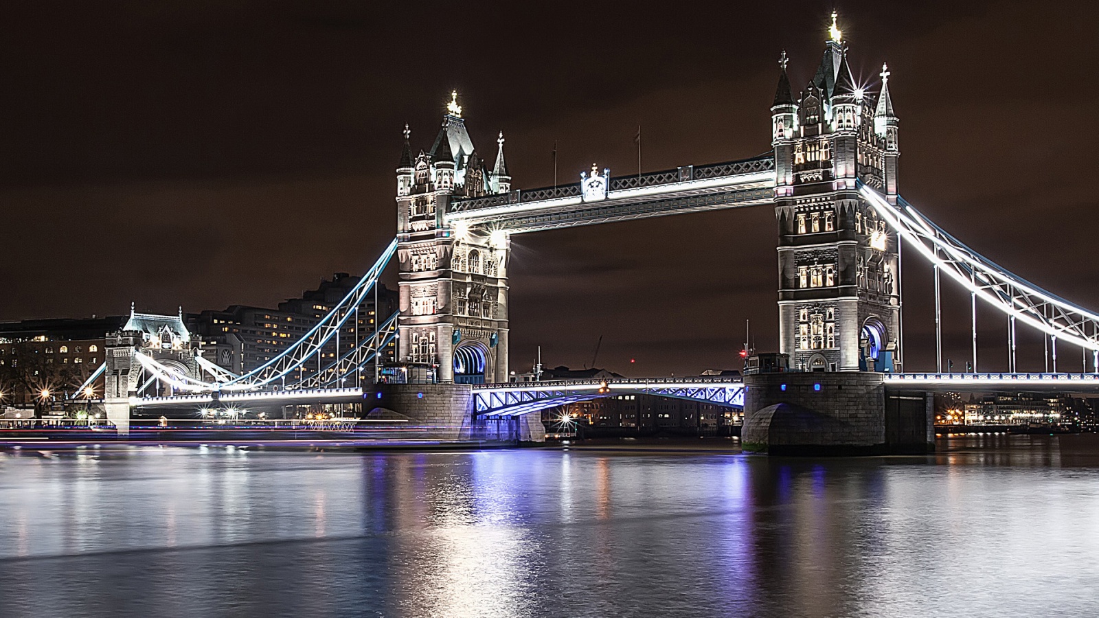 Tower Bridge At Night Wallpaper HD
