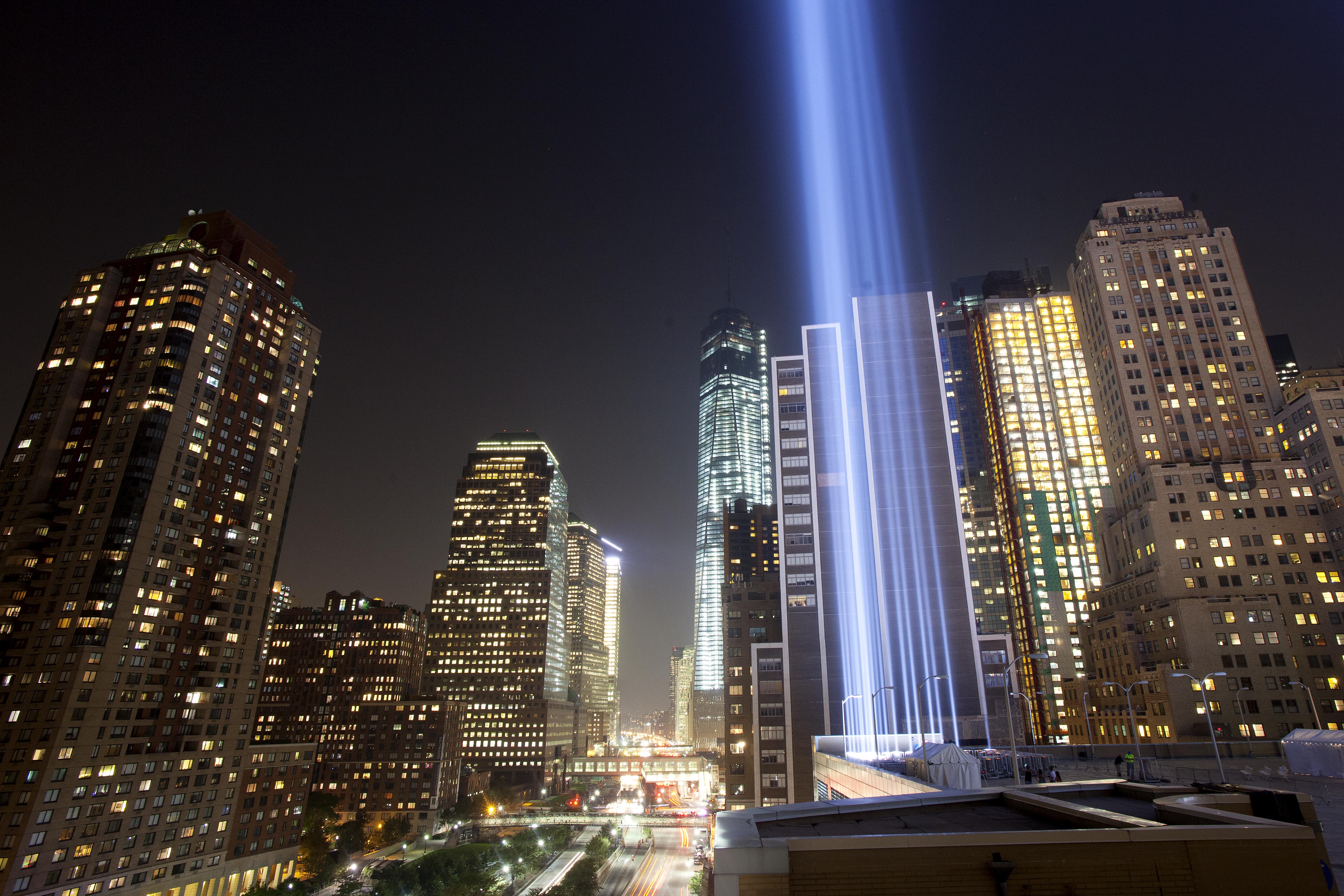 Gallery Twin Towers Of Light Shine Over New York On Anniversary