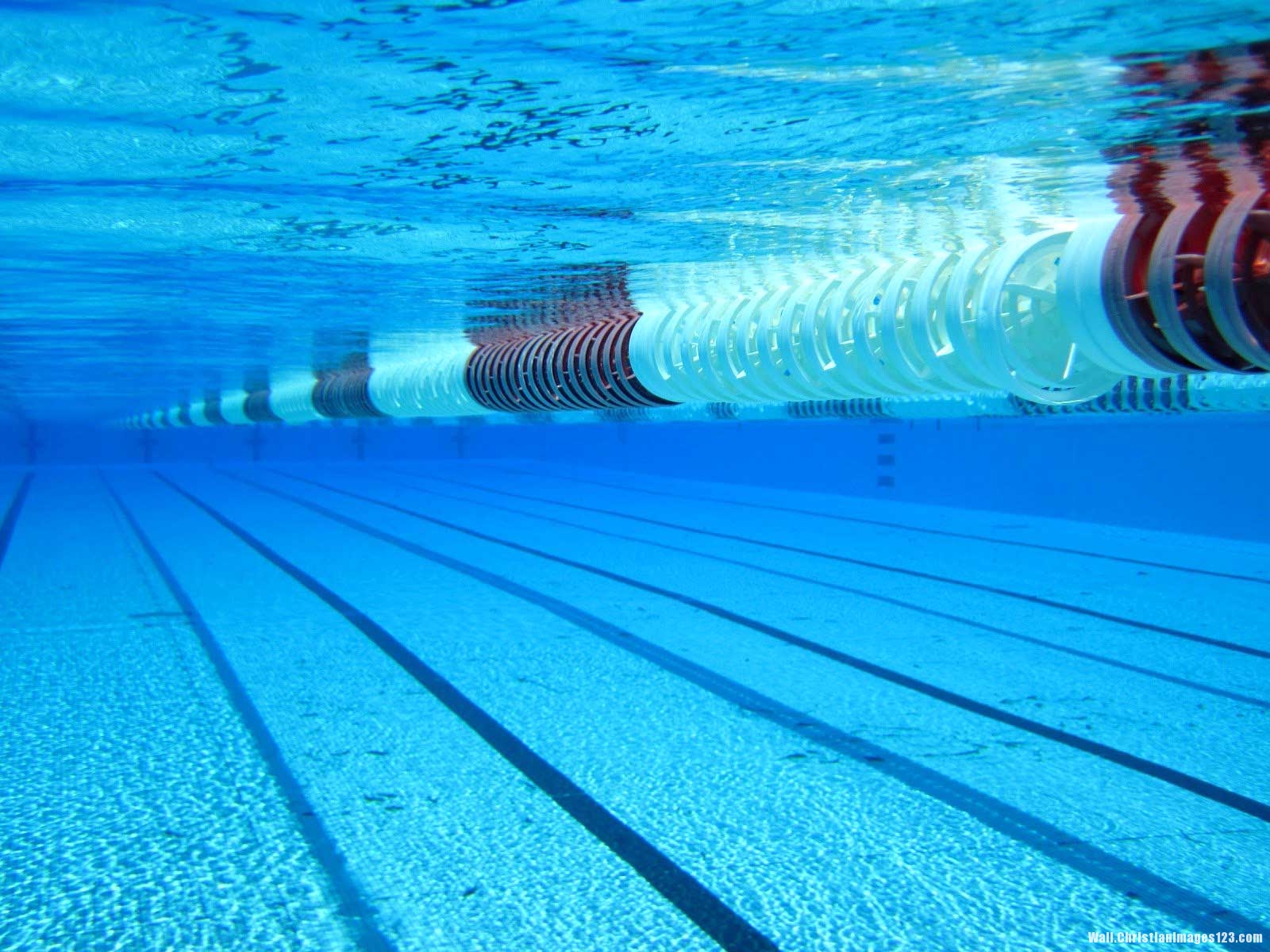 Swimming Background Wallpaper 3d