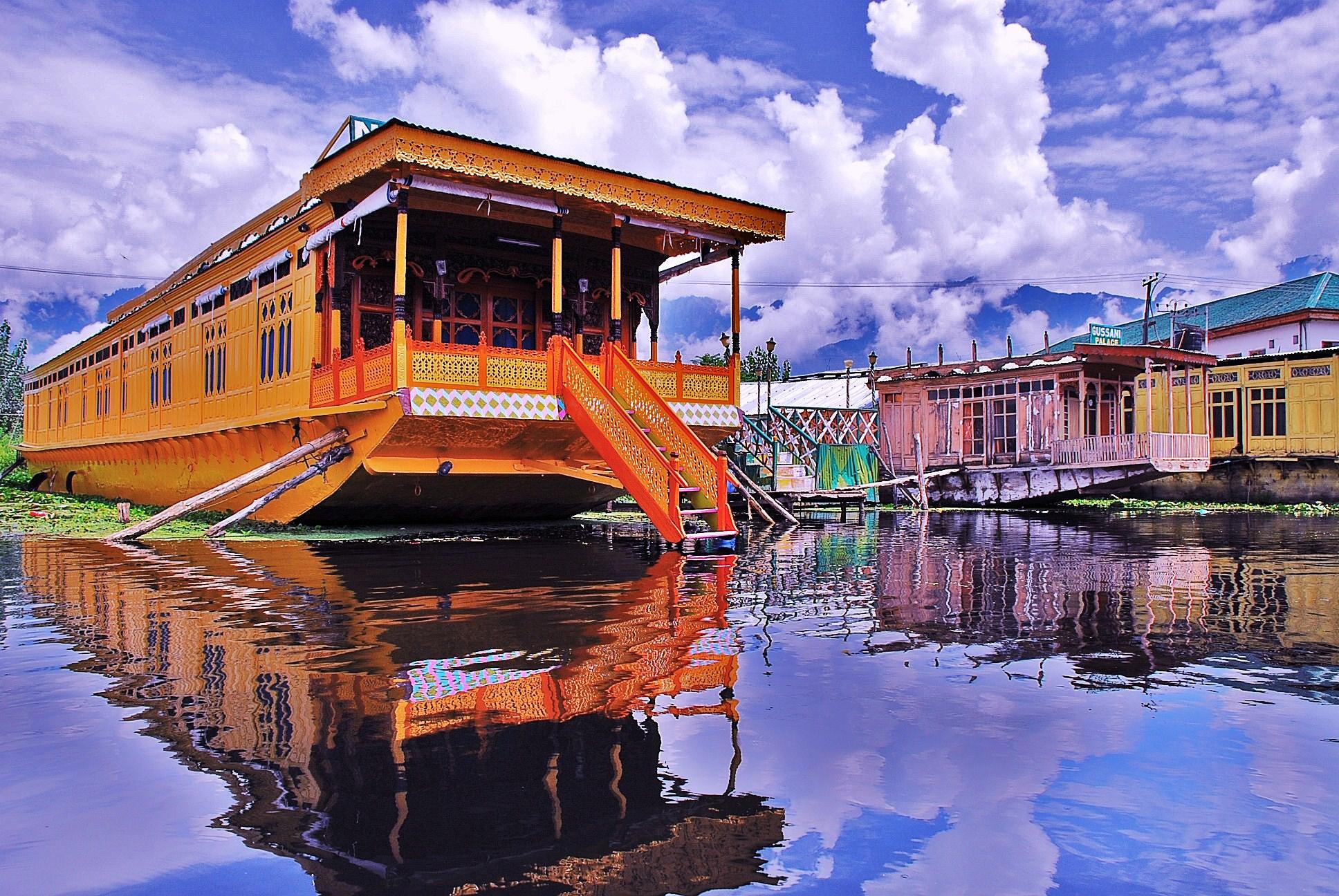 All Kashmir Wallpaper Houseboat Dal House Boat In