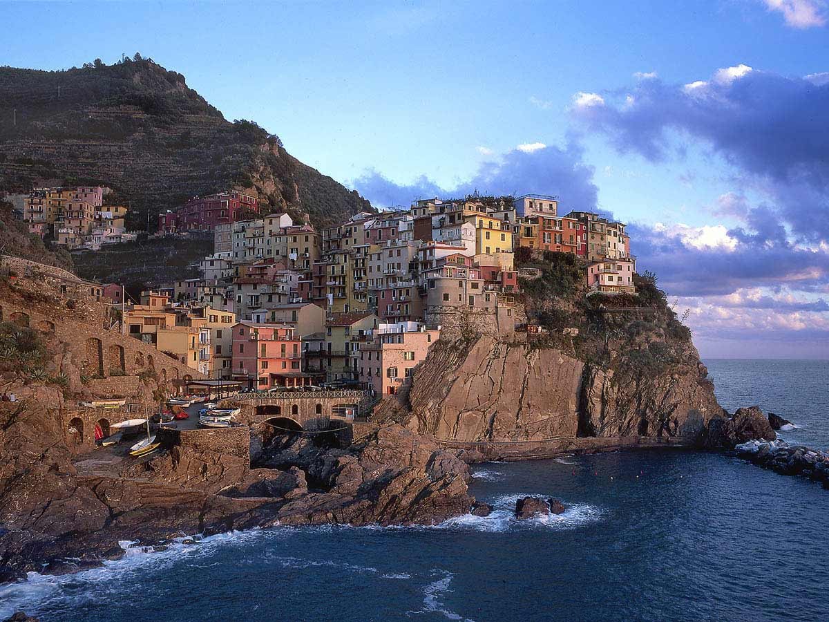 free Get Manarola Italy backgrounds Wallpaper and make this wallpaper