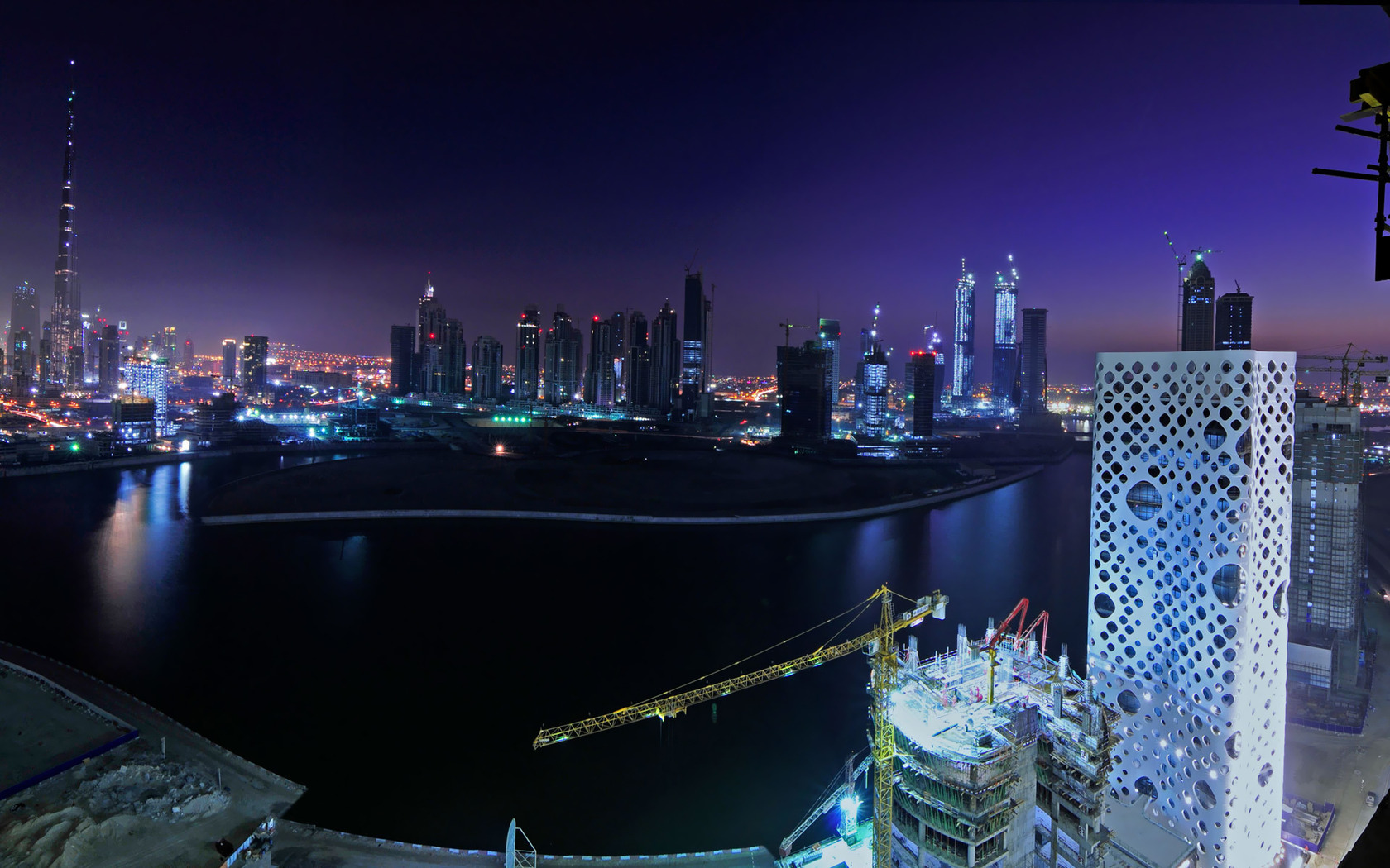 Dubai at night wallpaper 2539